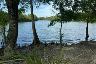 1890 SE Interlachen Dr, Port Saint Lucie, FL 34952 - Photo 46