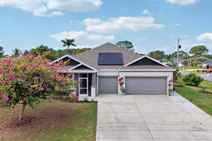1302 SE Naples Ln, Port Saint Lucie, FL 34983 - Photo 2