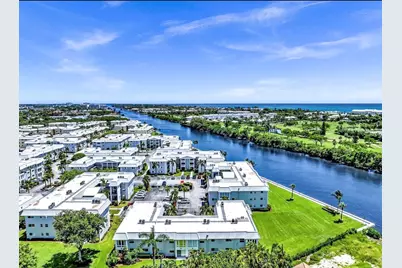 20 Colonial Club Drive #200, Boynton Beach, FL 33435 - Photo 2