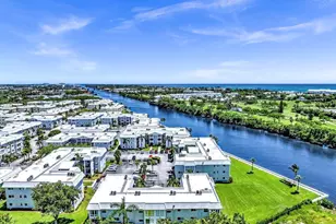 20 Colonial Club Dr, Boynton Beach, FL 33435 - Photo 2