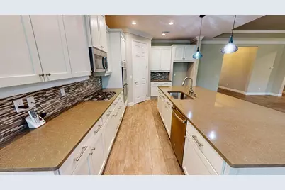 10127 SW Cypress Wood Court, Port Saint Lucie, FL 34987 - Photo 6