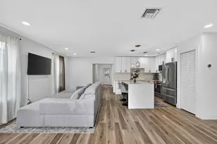 701 37th St, West Palm Beach, FL 33407 - Photo 18