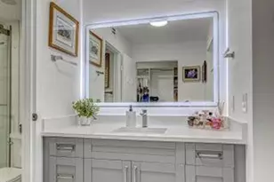 5440 N Ocean Dr, Singer Island, FL 33404 - Photo 26