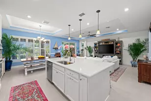 10009 SW Coral Tree Cir, Port Saint Lucie, FL 34987 - Photo 8