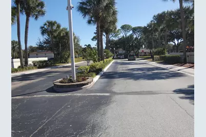 6495 SE Chasewood Drive #E, Jupiter, FL 33458 - Photo 2
