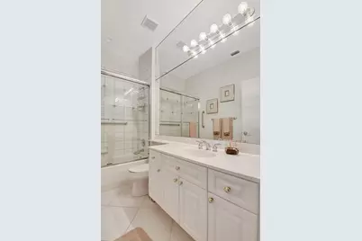 4022 Manchester Lake Drive, Lake Worth, FL 33449 - Photo 30