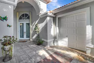 4022 Manchester Lake Dr, Lake Worth, FL 33449 - Photo 4