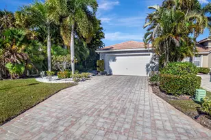 4022 Manchester Lake Dr, Lake Worth, FL 33449 - Photo 2