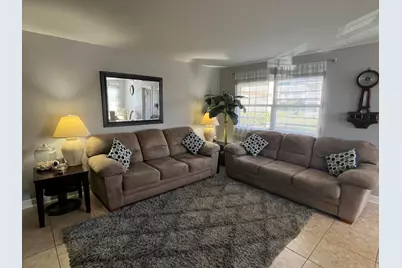 289 Brittany G, Delray Beach, FL 33446 - Photo 10
