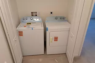 2062 SE Glen Ridge Dr, Port Saint Lucie, FL 34952 - Photo 4