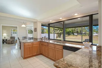 121 SE Lakehurst Drive, Port Saint Lucie, FL 34983 - Photo 10