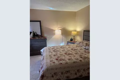 3755 Via Poinciana #203, Lake Worth, FL 33467 - Photo 6