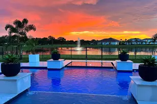 20124 SE Bridgewater Dr, Jupiter, FL 33458 - Photo 2