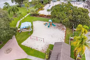 4475 Carambola Cir S, Coconut Creek, FL 33066 - Photo 40