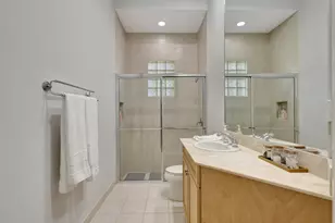 120 Via Mariposa, Palm Beach Gardens, FL 33418 - Photo 58