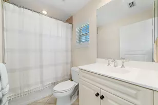1002 E Heritage Club Cir, Delray Beach, FL 33483 - Photo 32