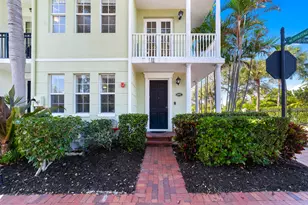 1002 E Heritage Club Cir, Delray Beach, FL 33483 - Photo 2