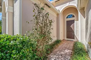 5730 Sunberry Cir, Fort Pierce, FL 34951 - Photo 4