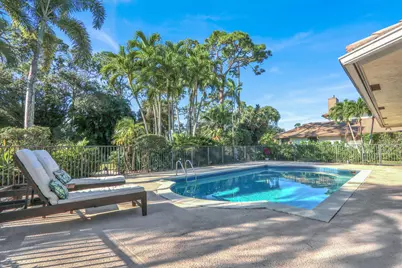 208 Turnberry Court S, Atlantis, FL 33462 - Photo 32