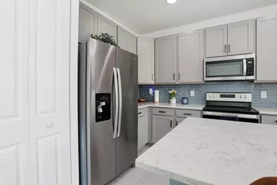 224 NW 36th Avenue, Pompano Beach, FL 33069 - Photo 12