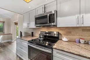 137 Meander Cir, Royal Palm Beach, FL 33411 - Photo 18