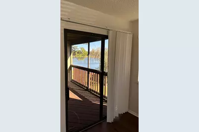 510 Lakeview Drive E, Royal Palm Beach, FL 33411 - Photo 14