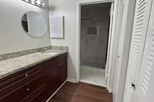 510 Lakeview Dr E, Royal Palm Beach, FL 33411 - Photo 8