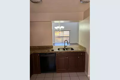 510 Lakeview Drive E, Royal Palm Beach, FL 33411 - Photo 12