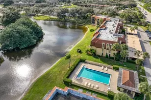 5250 Woodland Lakes Dr, Palm Beach Gardens, FL 33418 - Photo 26