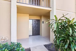 5250 Woodland Lakes Dr, Palm Beach Gardens, FL 33418 - Photo 4