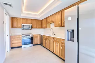 5250 Woodland Lakes Dr, Palm Beach Gardens, FL 33418 - Photo 10