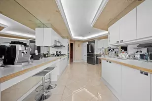 100 Lakeshore Dr, North Palm Beach, FL 33408 - Photo 24