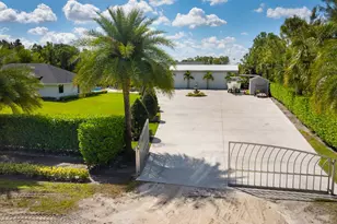 16966 91st Pl N, The Acreage, FL 33470 - Photo 4