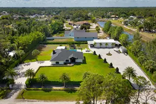 16966 91st Pl N, The Acreage, FL 33470 - Photo 6