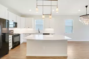 12545 SW Gray Fox Ln, Port Saint Lucie, FL 34987 - Photo 6