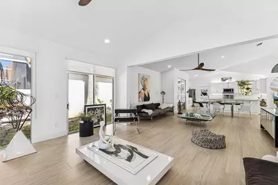 13853 Palm Grove Place, Palm Beach Gardens, FL 33418 - Photo 16