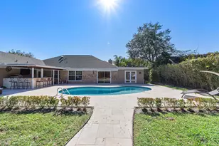 1384 Northampton Terrace, Wellington, FL 33414 - Photo 48
