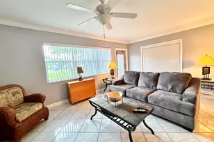 242 Coventry K, West Palm Beach, FL 33417 - Photo 4