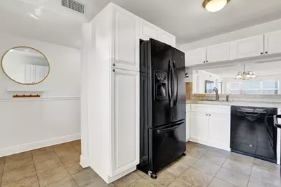 4715 Lucerne Lakes Boulevard E #103, Lake Worth, FL 33467 - Photo 6