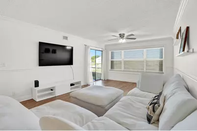4715 Lucerne Lakes Boulevard E #103, Lake Worth, FL 33467 - Photo 14