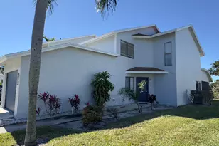 1581 Woodbridge Lakes Cir, West Palm Beach, FL 33406 - Photo 2