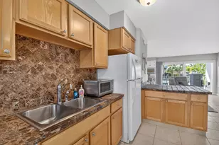 33 Ocean Ave, West Palm Beach, FL 33404 - Photo 12