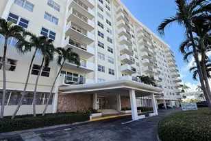 401 Golden Isles Dr, Hallandale Beach, FL 33009 - Photo 32