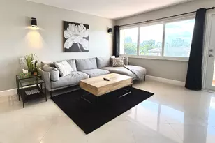 401 Golden Isles Dr, Hallandale Beach, FL 33009 - Photo 4