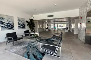 401 Golden Isles Dr, Hallandale Beach, FL 33009 - Photo 28