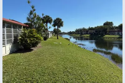 104 Lake Barbara Drive, West Palm Beach, FL 33411 - Photo 18