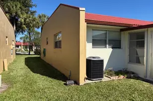 104 Lake Barbara Dr, West Palm Beach, FL 33411 - Photo 20