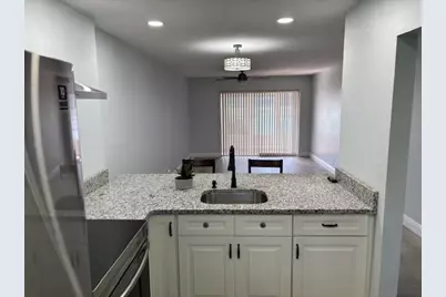 104 Lake Barbara Drive, West Palm Beach, FL 33411 - Photo 10