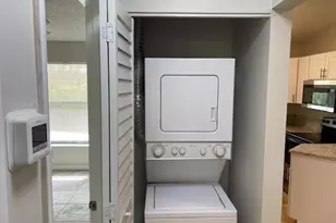 6194 Seven Springs Blvd, Greenacres, FL 33463 - Photo 10