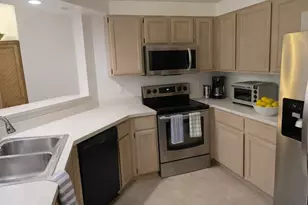 9202 Vineland Ct, Boca Raton, FL 33496 - Photo 2